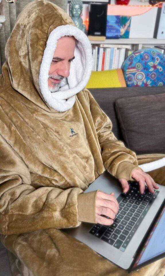 Kokoon IGLOO Plaid Sweatshirt Camel